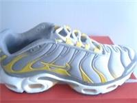 Nike Air Max Plus GS trainers shoes DJ4619 002 uk 3.5 eu 36 us 4 Y NEW+BOX