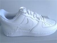 Nike Air Force 1 '07 women's trainer's DD8959 100 uk 7 eu 41 us 9.5 NEW+BOX