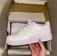 Nike Air Force 1 Low '07 White - Size 9.5 UK New - FREE UK NEXT DAY DELIVERY!