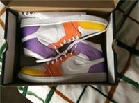 NIKE JORDAN 1 MID SUNRISE TRAINERS SIZE UK 10 / US 11 *** BRAND NEW IN BOX ***
