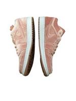 Air Jordan 1 Low SE Pink Pink Velvet (Women's) DQ8396-600 Uk 9
