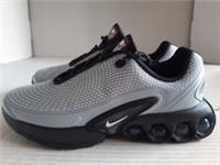 Nike Air Max DN Older Boys Girls Trainers - Size UK 5 - HV6419-001 - RRP £155