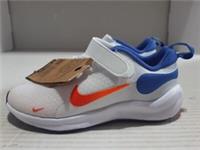 Nike Revolution 7 Boys & Girls Trainers - Size UK 11 - FB7690-102 - RRP £37.99