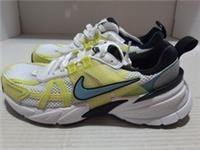 Nike V2K Run Womens Trainers - Size UK 6 - HJ9568-100 - RRP &pound;110
