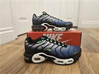 Nike Air Max Plus (GS) /Scream Green-White/UK Size 5.5/ Euro size 38.5/24cm