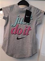 New Nike Girls Grey 'Just Do It' Glitter Text T-Shirt Age 3-4 Years