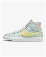 NIKE SB ZOOM BLAZER - LIGHT DEW / LIGHT CITRON / GREEN GLOW - DA1839 300 - UK 9