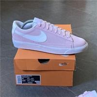 2020 Nike Blazer Low Suede UK7 / US8 Pink White New BNIB Trainers Sneakers