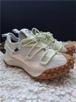 Nike ACG Mountain Fly Low Gore-Tex GTX SE DD2861-001 Size 3.5 UK, 36.5 EUR