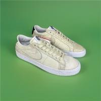 Nike SB Blazer QS, Medicom Bearbrick, Sz UK 8, EUR 42.5, US 9, CZ4620-200