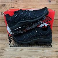 Nike Trainers Womens Size UK 5.5 Air VaporMax Plus Triple Black Running Shoes