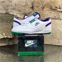 Kids Vintage 1986 Nike All England Deadstock UK12 US12.5 Wimbledon Tennis Korea