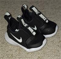 Nike Flex Runner Toddler Sneakers Black White Slip On AT4665-001 New UK Size 1.5