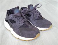 Nike Air Huarache Suede Ladies Trainers Port Wine Purple Size 4 / 37.5 NEW