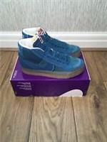 Mens Nike SB Zoom Blazer Mid PRM Plus Trainers UK Size 3.5