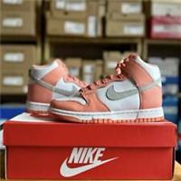 UK 5 - Nike Dunk High (W) - Salmon