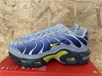 Nike TN Air Max Plus GS UK 4.5 EU 37.5 Silver Obsidian Yellow HF0030-001