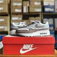 UK 4.5 - Nike Air Max 1 PRM - Shima Shima