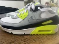 NIKE AIR MAX 90 LEATHER TRAINERS BNIB UK 4 WHITE VOLT GREY BLACK CD6864 101