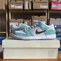 UK 7.5 - Nike SB Dunk Low x April Skateboards - Turbo Green