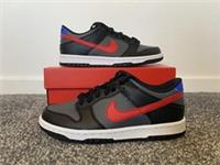 BRAND NEW Nike Dunk Low Older Kids - Black/Red/White - UK Size 3 (EU 35.5)