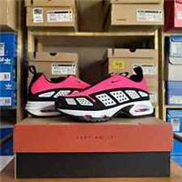 UK 6.5 - Nike Air Max SNDR (W) - Hyper Pink