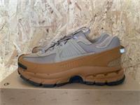 Nike Zoom Vomero Roam UK 7.5 EU 42 Flax/Khaki-Anthracite Unisex HQ2181-200