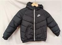Kids' Nike Puffer Jacket Size UK 6 to 7 Years (116 to 122 cm) - BNWT