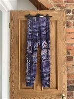 NIKE Womens Sportswear Leggings Size XS multi dj4130-010 - XS Regular