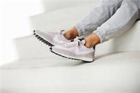 ? Nike Daybreak ~ Women's UK 7.5 EU 42 US 10 ~ CK2351-601 Barely Rose, White ?
