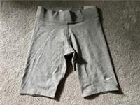 Nike Sportswear Essentials mid rise ladies biker shorts | Grey | Small size |
