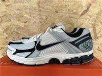 Nike Zoom Vomero 5 UK 12 EU 47.5 Metallic Silver Black Unisex HQ1182-001