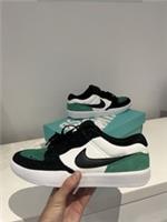Nike SB Force 58 White Black Stadium Green Men Skate Boarding Shoes UK 7 NEW