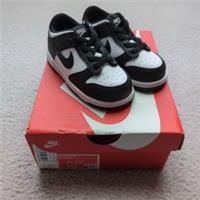 Nike Dunk Low Trainers Toddler UK 7.5 White Black Panda Baby Shoes Boys Girls