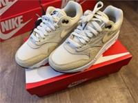 Nike Air Max 1 87 - Coconut Alabaster Saturn Gold