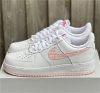 Nike Air Force 1 Unisex Trainers Size UK 9.5 EU 44.5 (DQ9320 100)