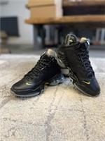 Nike Lebron XIX 19 Low Black/University Gold DH1270-002 Uk 4 Eur 36.5 Us 4.5