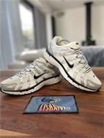 NIKE Women's P6000 FV6603100 Coconut Milk Summit White Metallic Silver Uk 7