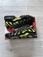 Nike Air Max Plus UK 5.5 Black Cyber Pacific Moss CD0609 028