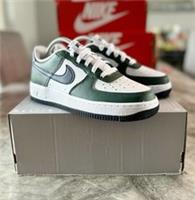 ££Nike Air Force 1 GS Trainers Vintage Green Obsidian White UK 5 US 5.5Y ££