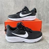 Nike Star Runner 4 Boys & Girls Trainers Black Size UK 13 Lace up
