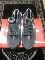 nike air huarache RUN trainers cool grey/ wolf grey SIZE UK 5.5