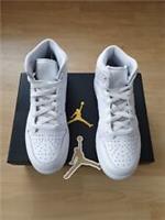 Nike Air Jordan 1 Mid GS Triple White - UK 6 US 6.5 EU 39
