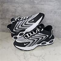 Nike Air Max TW Trainers UK 7 DQ3984 001 RRP £144.99 NEW