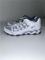 Mens/ Older Teens Nike Reax Trainning NWOB Uk Size 7 # 813