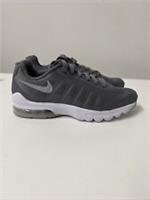 Nike Air Max Invigor Trainers In Grey Uk Size 5.5 NWOB #903