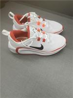 nike infinity Flow Kids Uk 3 Running Trainers NWOB #63