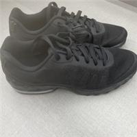nike air max invigor Mens Uk 14 Trainers New Without Box #1421#1511#204####