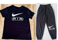 Nike Air Swoosh Tracksuit Set T Shirt - Joggers Fleece Kids 9-14 Black