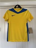 New Kids Yellow/Blue Short Sleeved Nike T-Shirt, UK Size Small